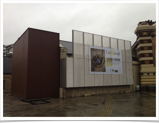 Support affichage en métal déployé
